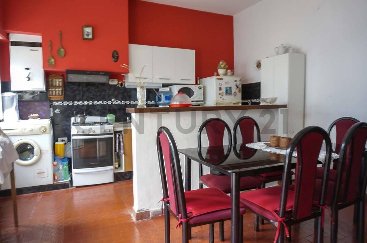 Foto de Venta PH 4 Ambientes Tipo Casa con Patio y Terraza en Saavedra, imagen 3