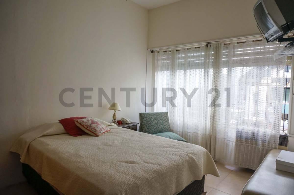 Foto de Venta PH 4 Ambientes Tipo Casa con Patio y Terraza en Saavedra, imagen 5
