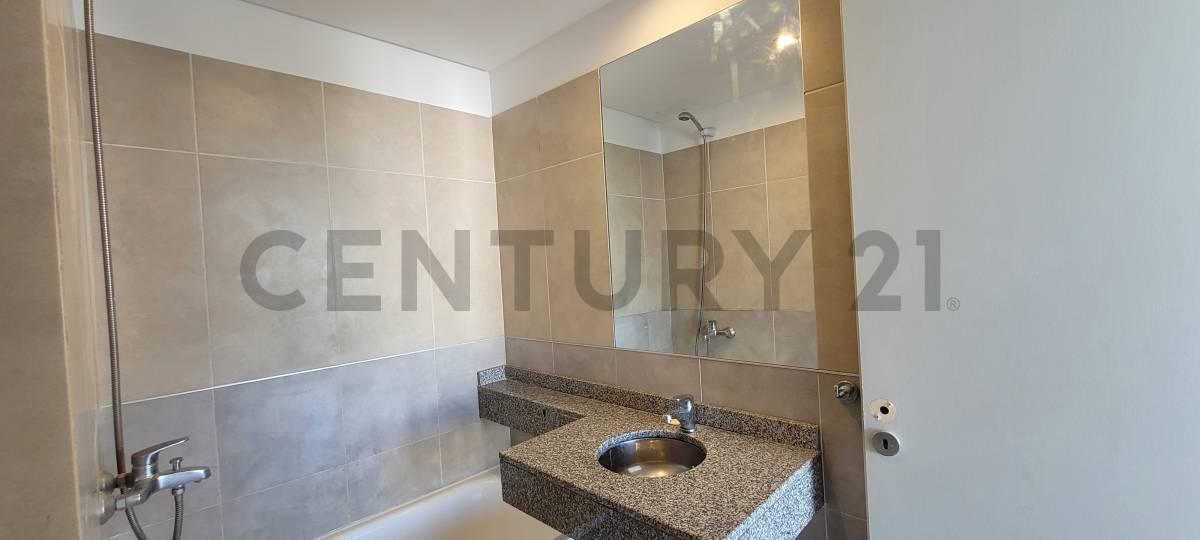 Foto de ALQUILER MONOAMBIENTE CON BALCÓN TERRAZADO Y PARRILLA PROPIA – VILLA, imagen 3