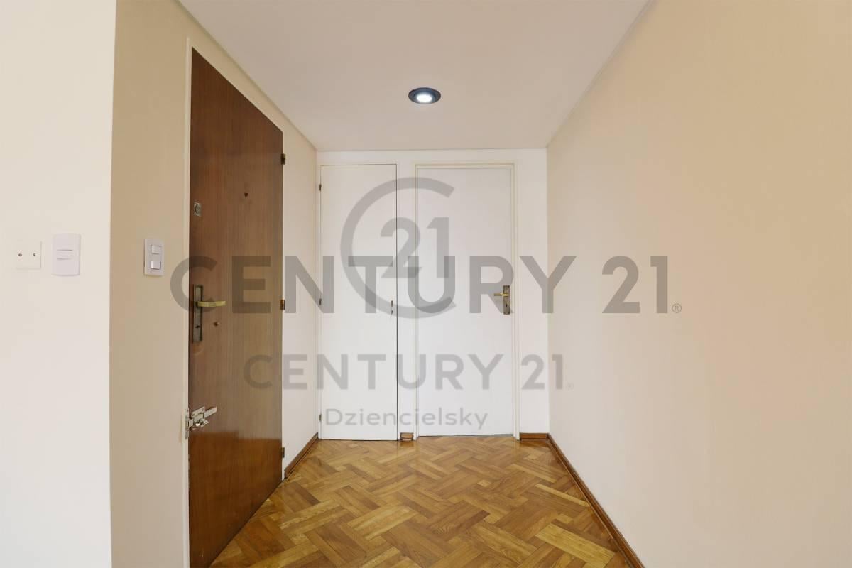 Foto de VENTA 5 AMBIENTES CON BALCÓN, COCHERA Y BAULERA EN RECOLETA, imagen 2