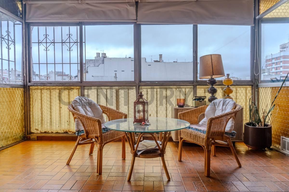 Foto de Exclusivo 3 ambientes, con Terraza y Parrilla Propia en Excelente, imagen 2