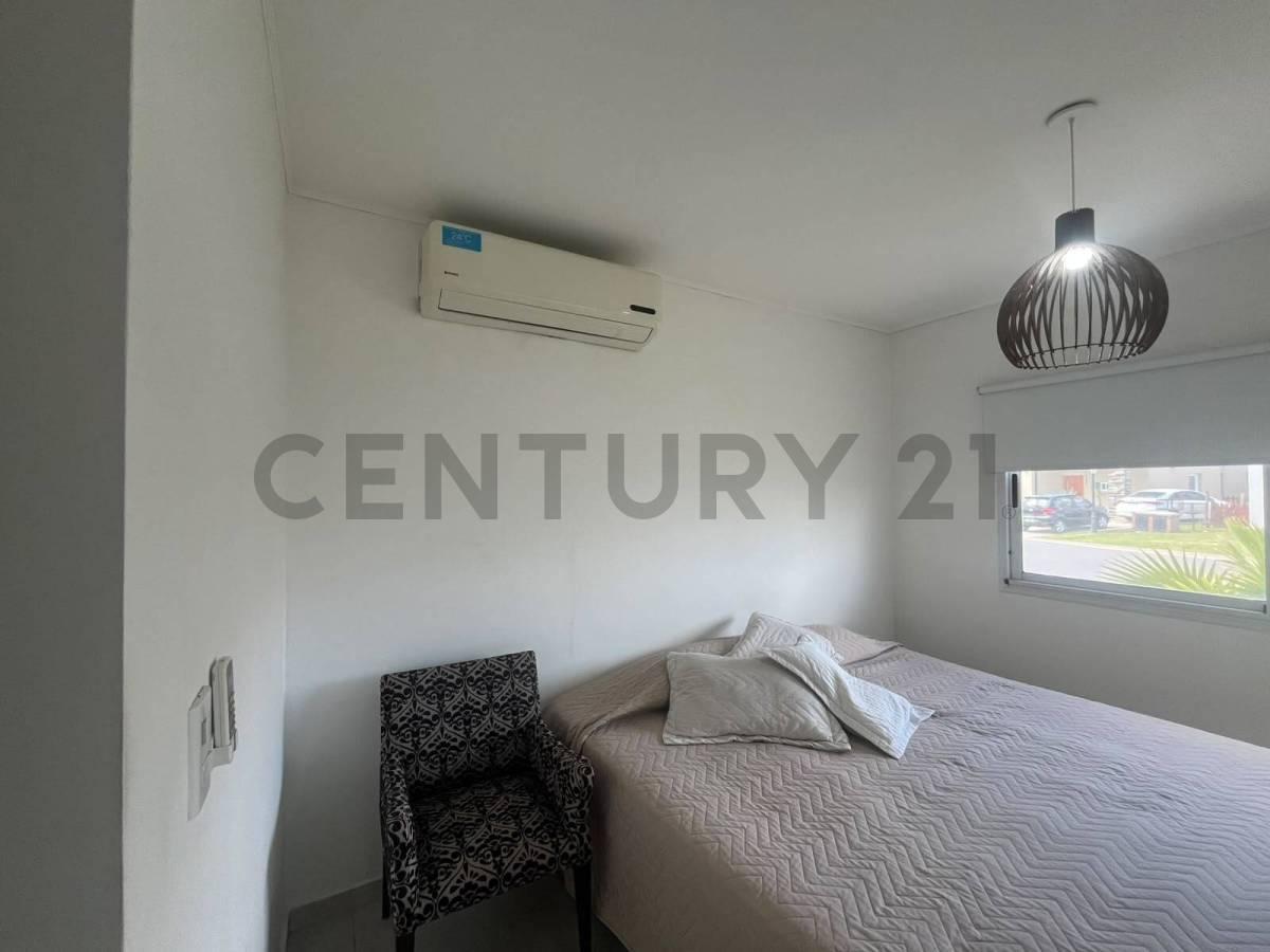 Foto de CASA EN VENTA – PILAR DEL ESTE, imagen 2