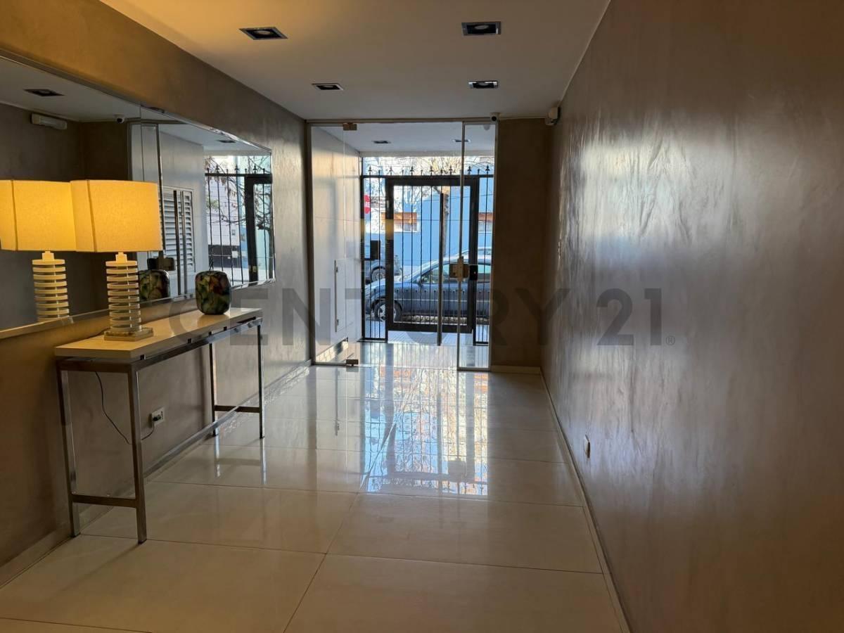 Foto de VENTA EXCELENTE PISO EN PARQUE CHACABUCO, imagen 4