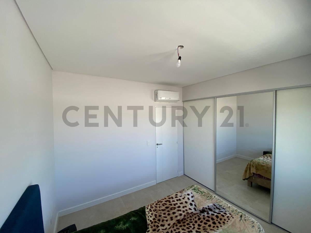 Foto de VENTA DUPLEX A ESTRENAR!!! CON COCHERA, PARRILLA Y TERRAZA EN, imagen 3