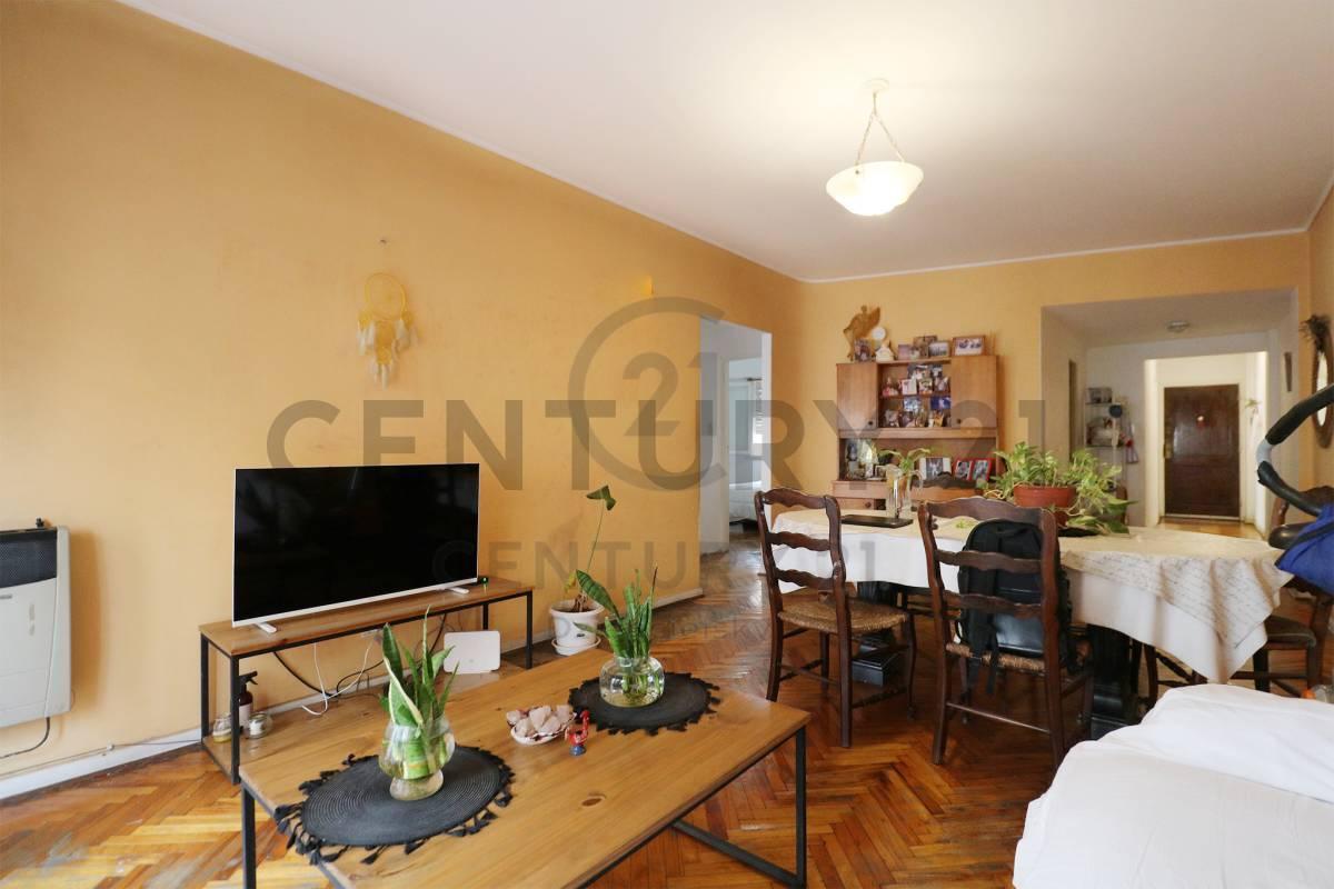 Foto de Venta Departamento 4 Ambientes con Balcón, imagen 3