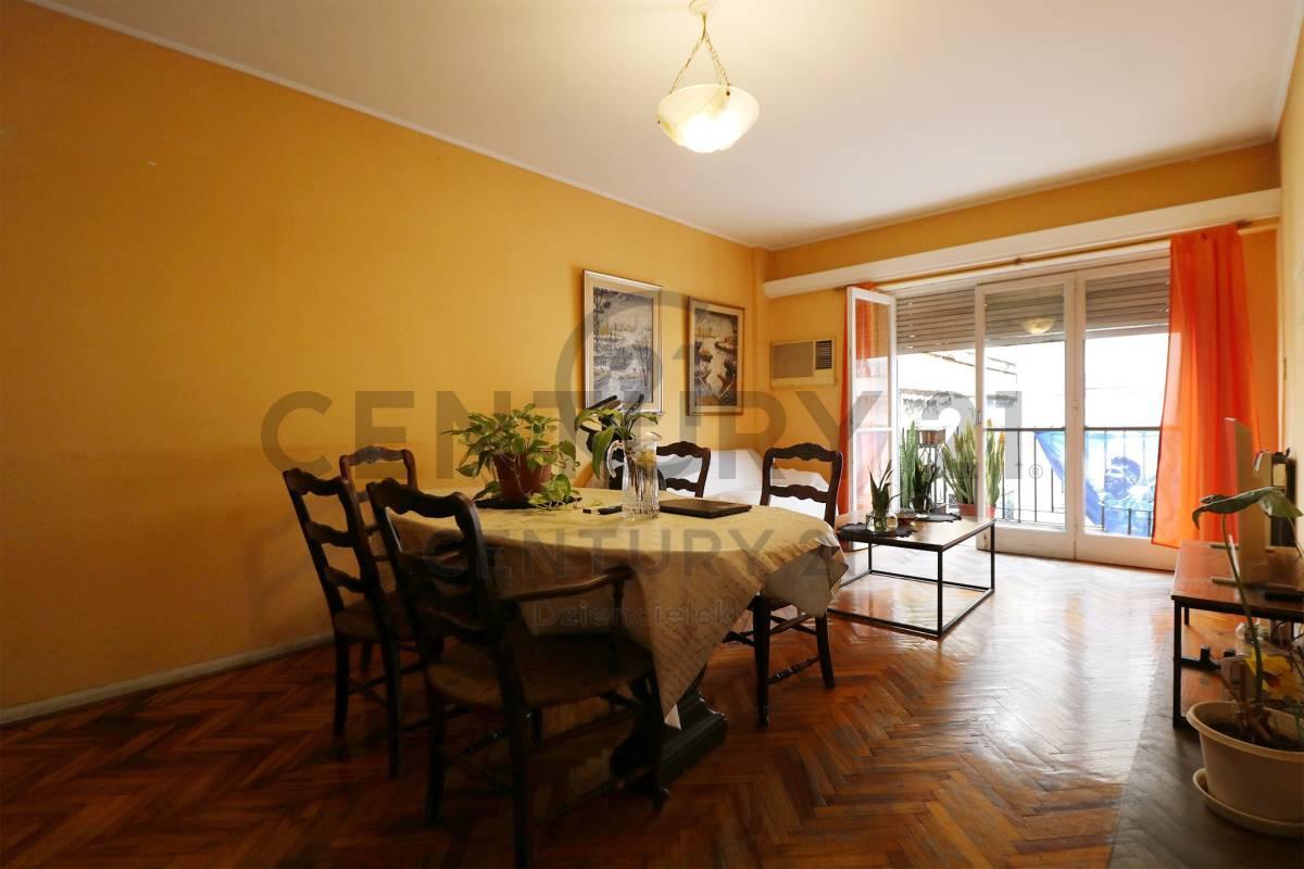 Foto de Venta Departamento 4 Ambientes con Balcón, imagen 2