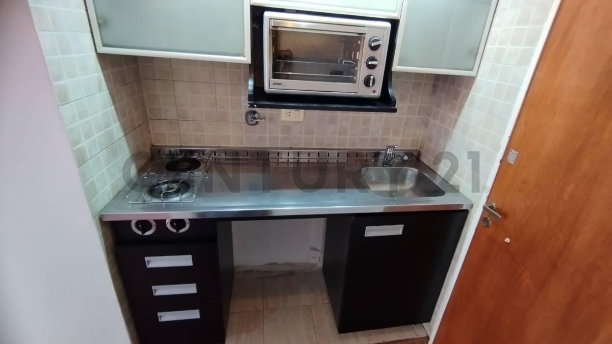 Foto de Venta Monoambiente al Frente con Balcón Francés en Retiro ideal, imagen 4