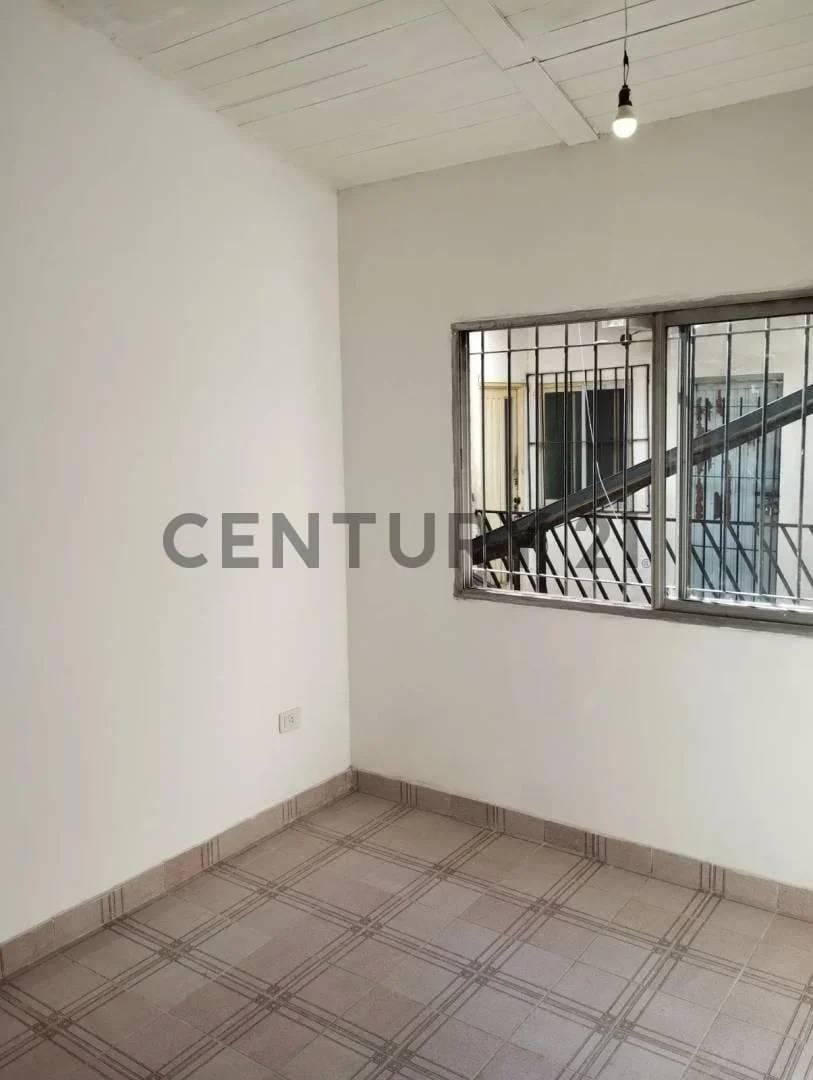 Foto de Monoambiente con Entrepiso en Venta Muy Luminoso San Cristobal, imagen 4