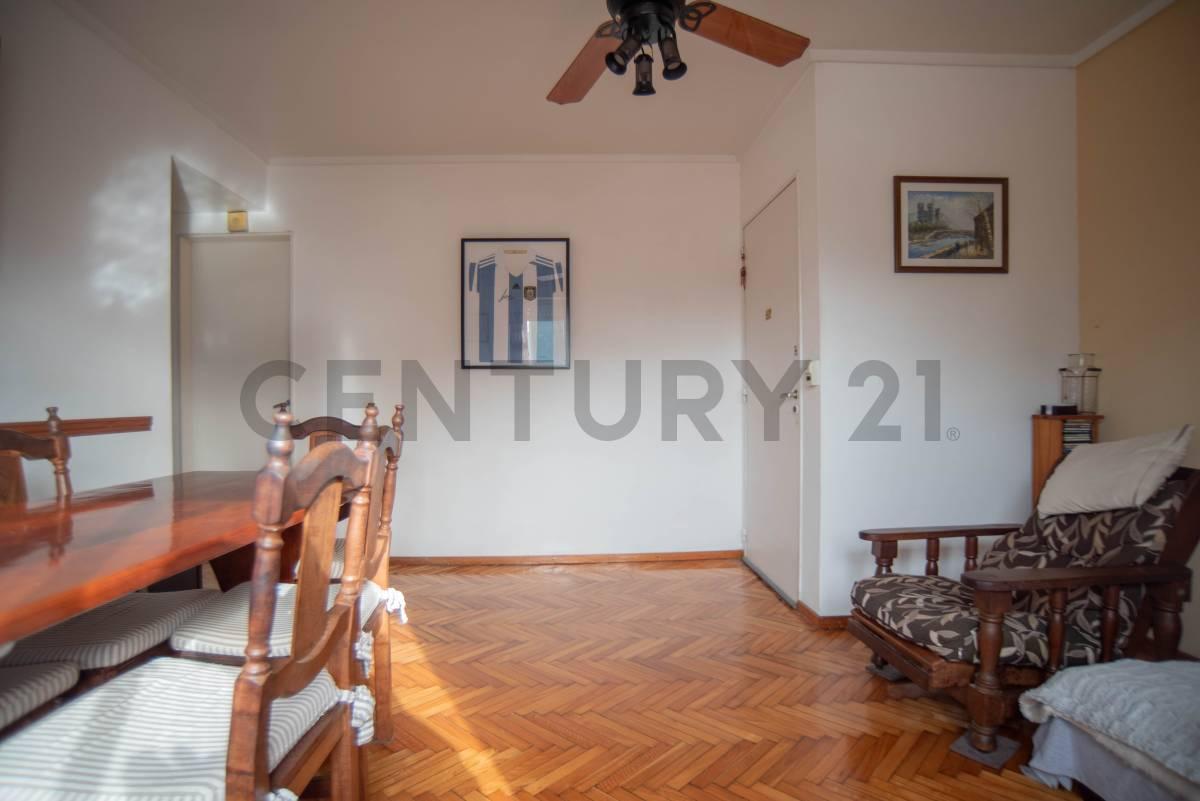Foto de Venta Departamento de 3 ambientes en Caballito, imagen 1