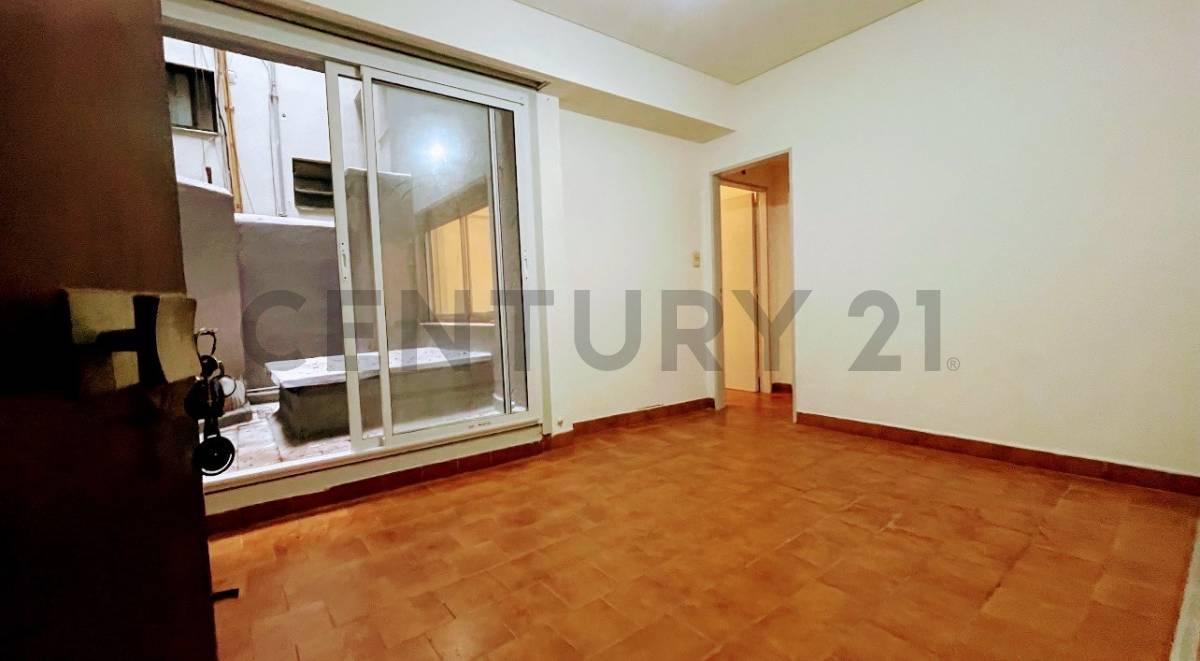 Foto de Venta depto de 2 ambientes en oportunidad, imagen 1