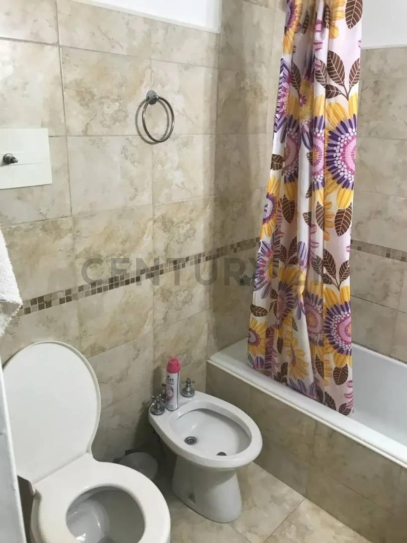 Foto de DEPARTAMENTO 3 AMBIENTES APTO PROFESIONAL EN VENTA – BALVANERA, imagen 3