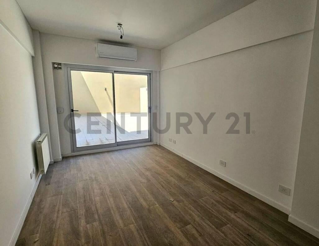 Foto de ALQUILER DE DEPARTAMENTO 2 AMBIENTES EN NUÑEZ CON PATIO, imagen 1
