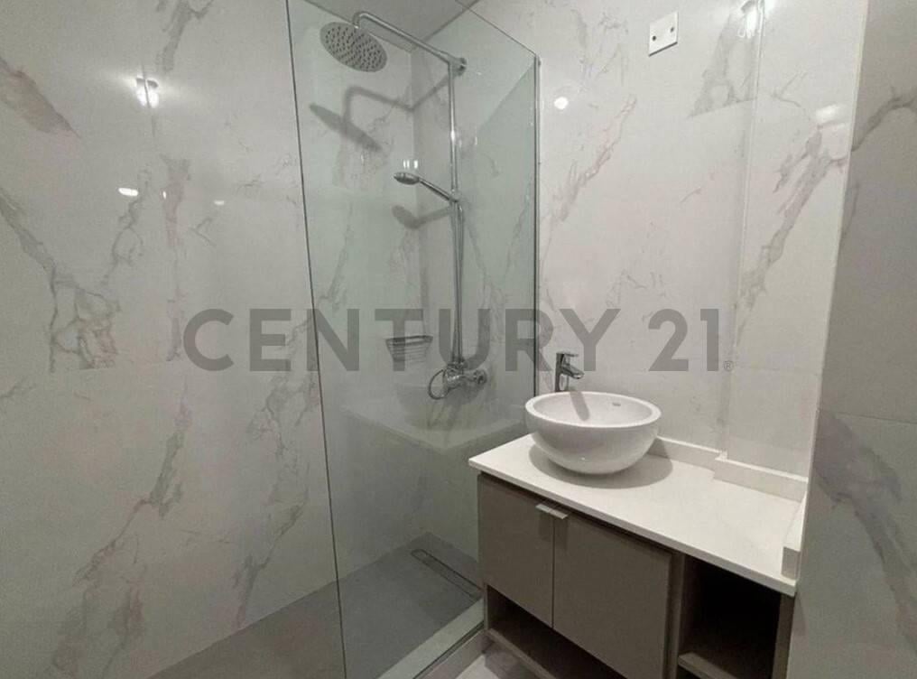 Foto de ALQUILER DE DEPARTAMENTO 2 AMBIENTES EN NUÑEZ CON PATIO, imagen 3
