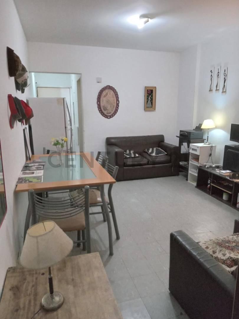 Foto de Venta Departamento Monoambiente con Patio en Balvanera, imagen 3