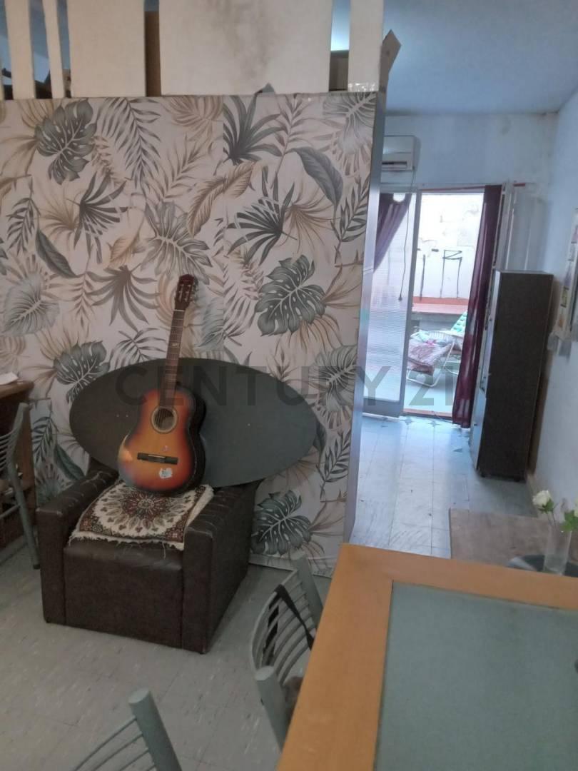 Foto de Venta Departamento Monoambiente con Patio en Balvanera, imagen 5