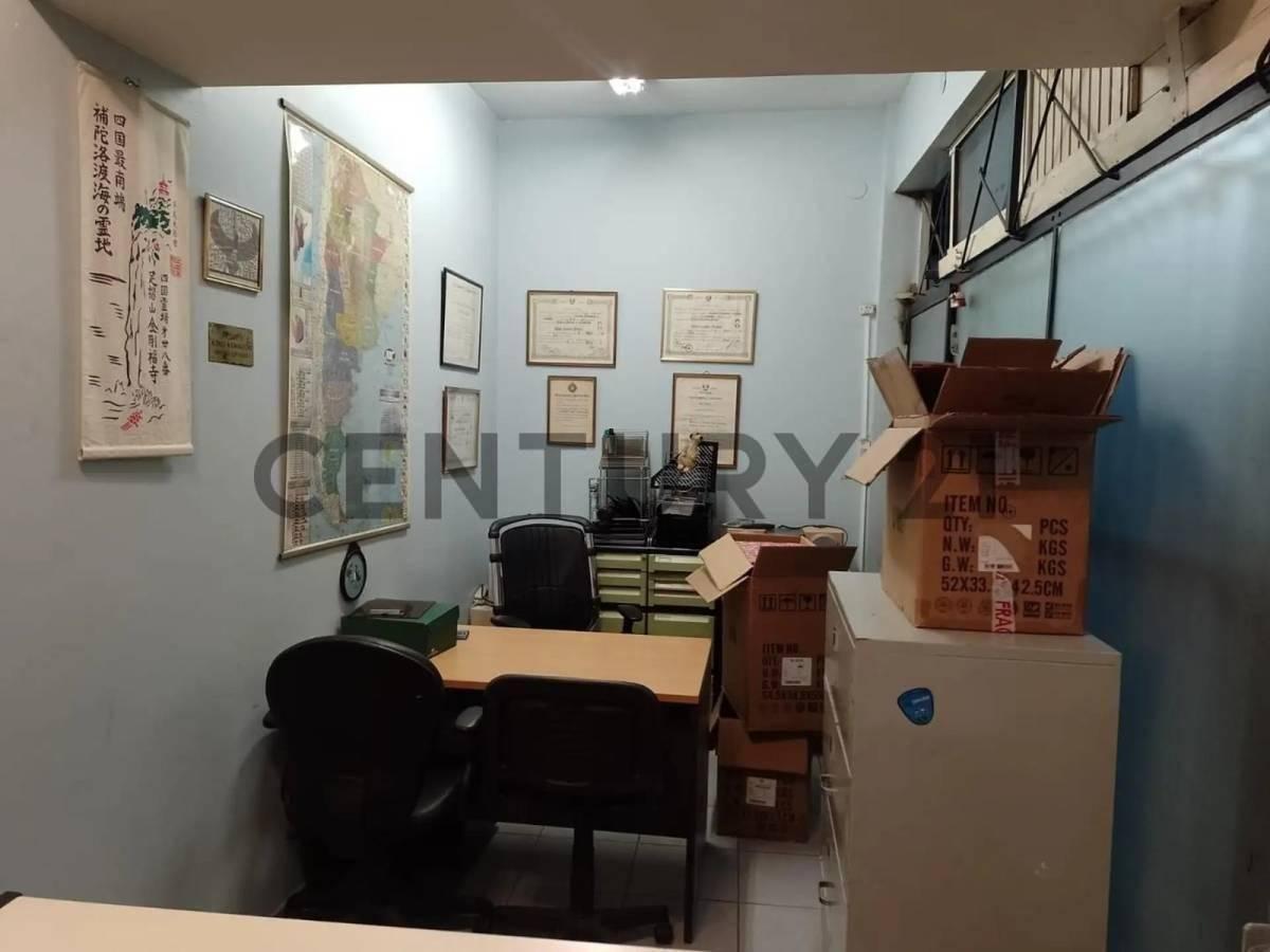 Foto de OFICINA EN VENTA – San Nicolás, imagen 3