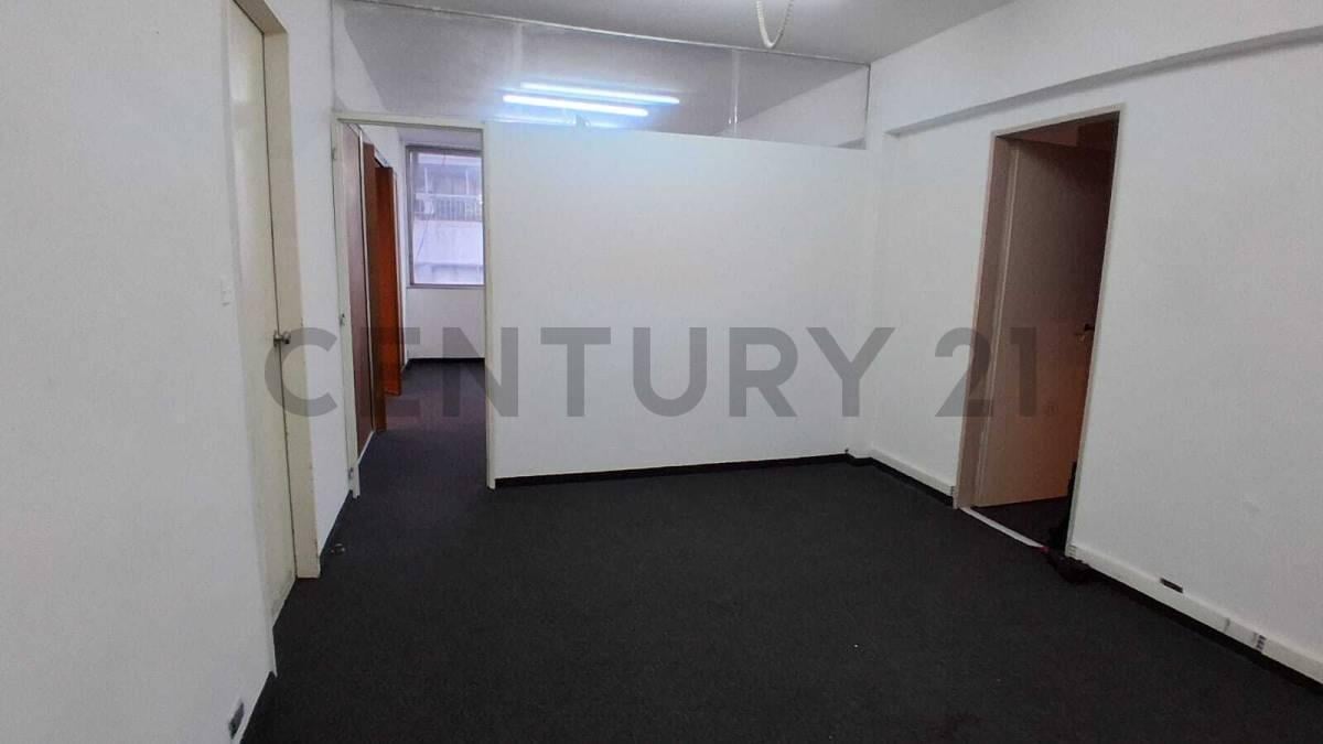 Foto de VENTA DE OFICINA EN ZONA TRIBUNALES, imagen 3