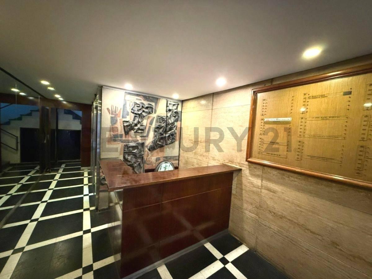 Foto de VENTA DE OFICINA EN ZONA TRIBUNALES, imagen 2