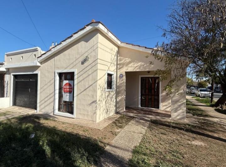 casa en alquiler tres dormitorios 3