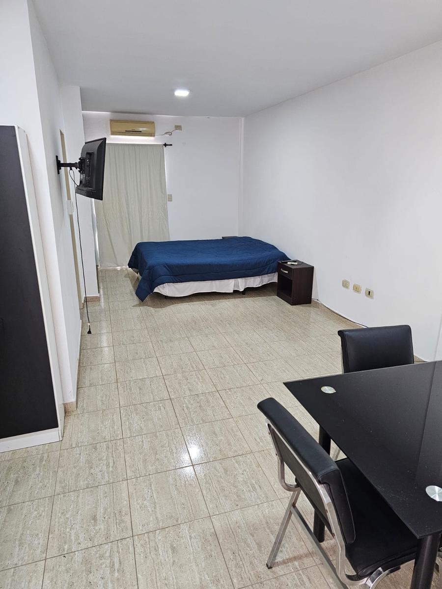Departamento en Av Marconi 3