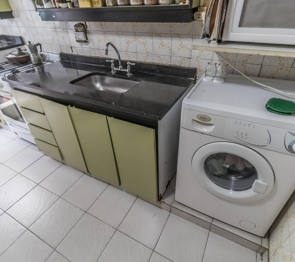 Ddepartamento de 3 Ambientes Planta Baja Al Frente con Patio en Caballitoepartamento en 3