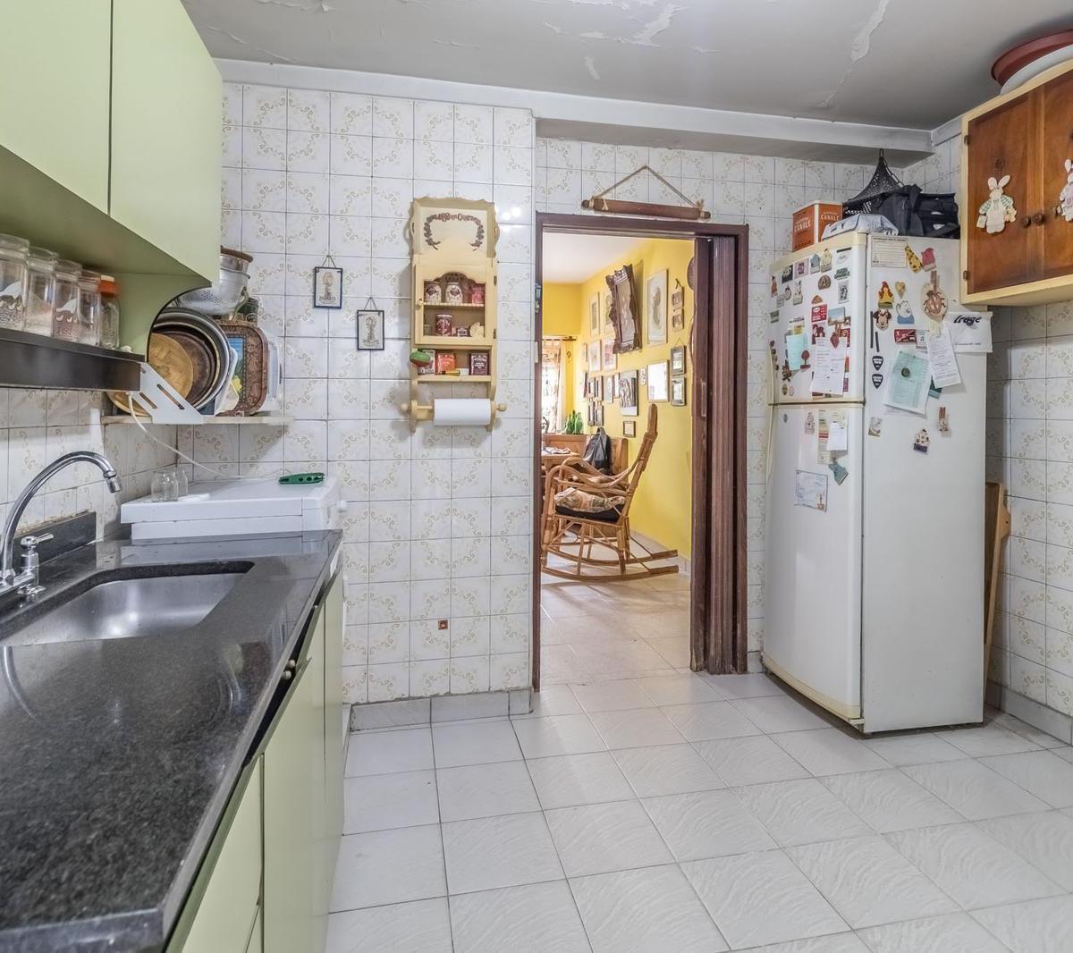 En Venta Departamento de 3 Ambientes Planta Baja Al Frente con Patio en Caballito 1