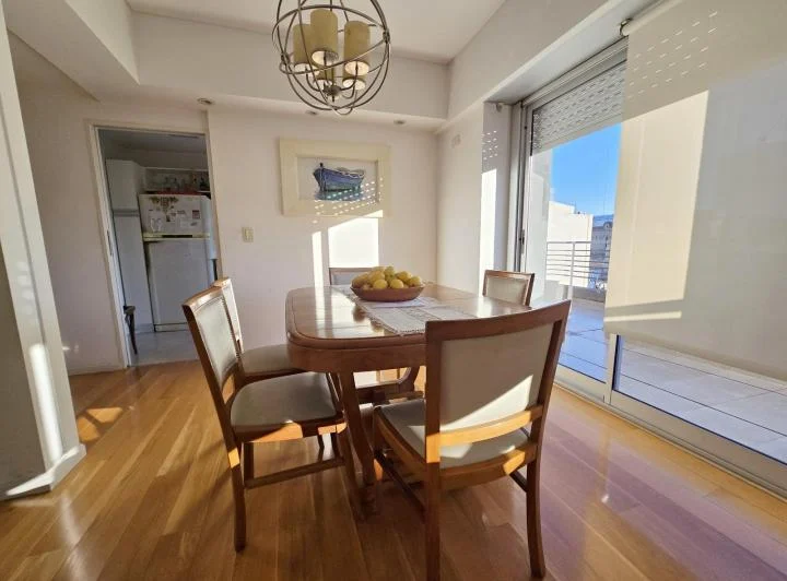 EN VENTA | Moderno Piso 4 Ambientes al Frente con Balcón Aterrazado y Cochera Fija Cubierta | Caball 2