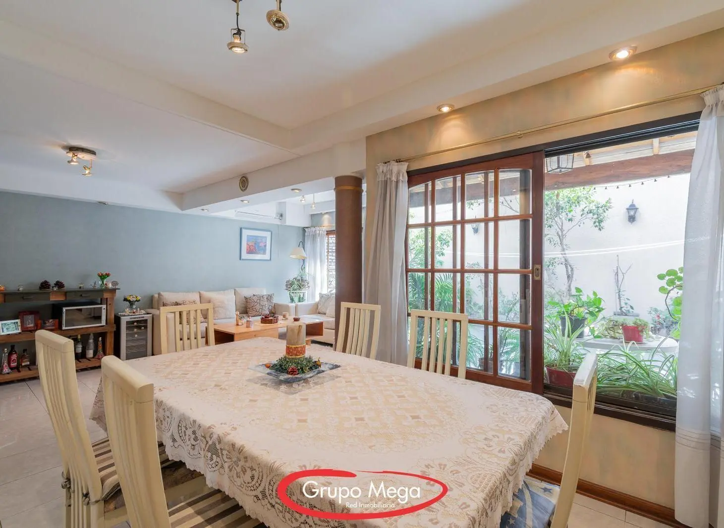 En Venta – PH Triplex con Patio, Dependencia y Cochera Fija en Colegiales 4