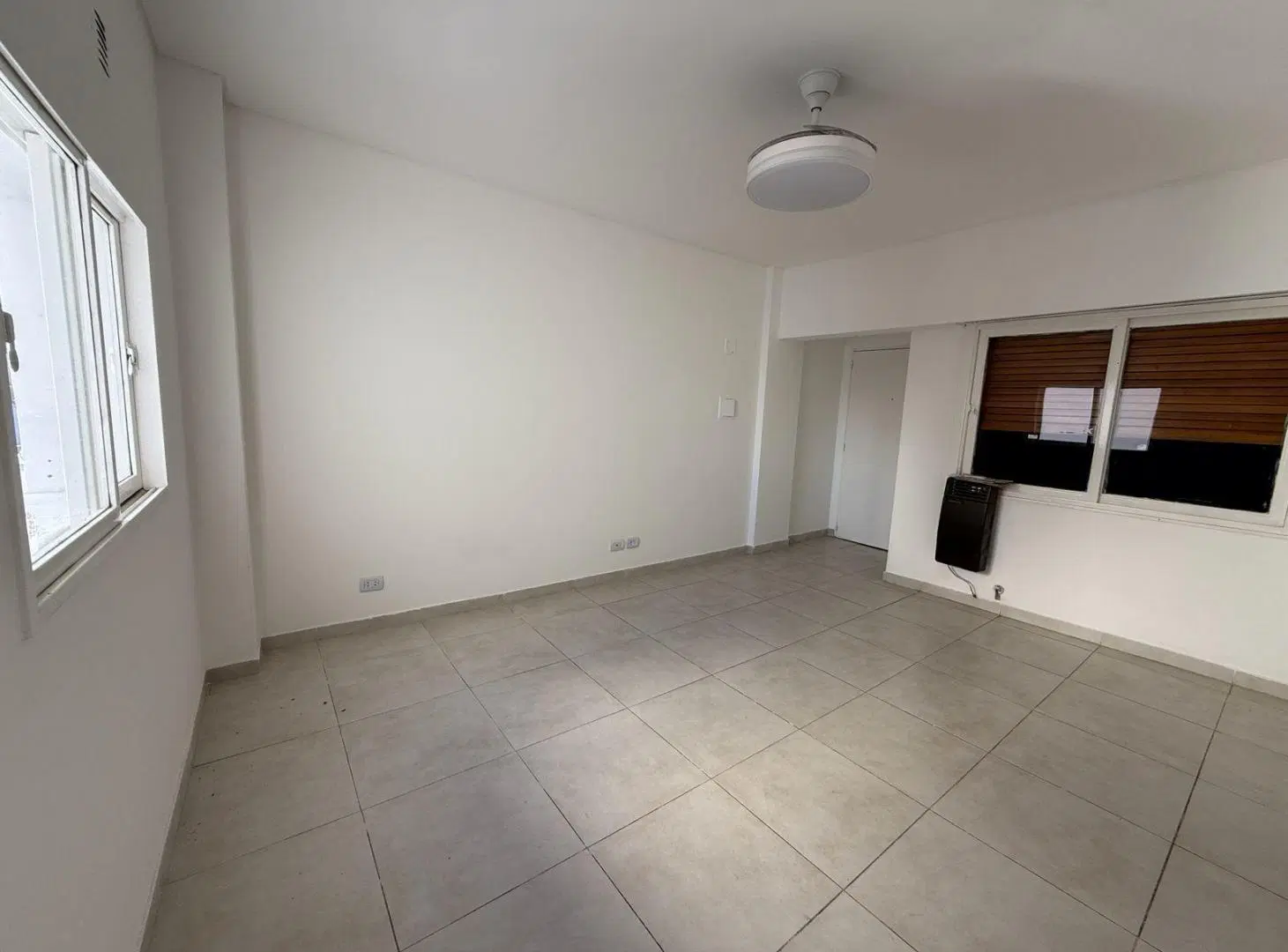 En Venta Departamento de 1 ambiente muy luminoso Balvanera 1