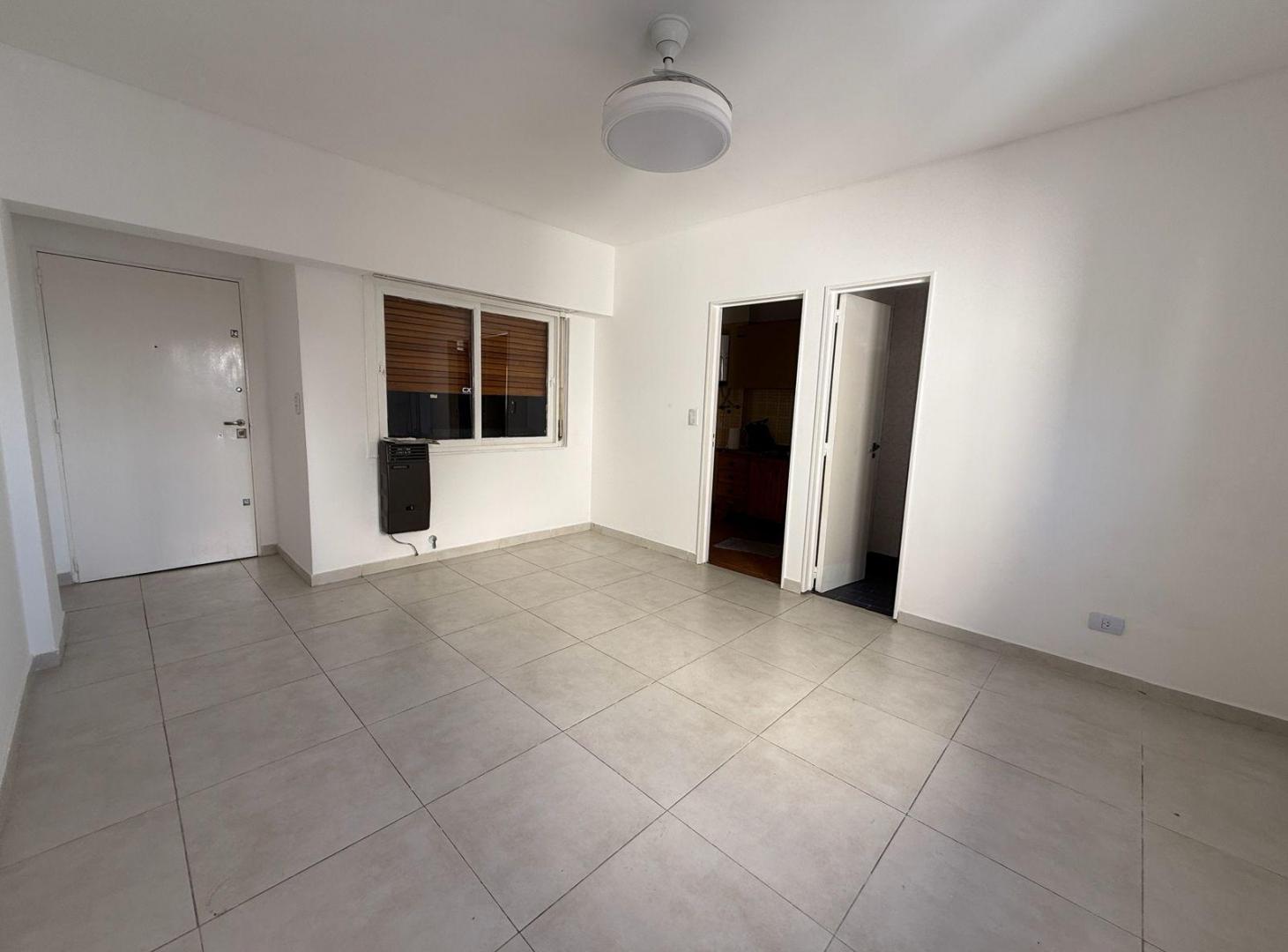 Foto de En Venta Departamento de 1 ambiente muy luminoso Balvanera, imagen 5