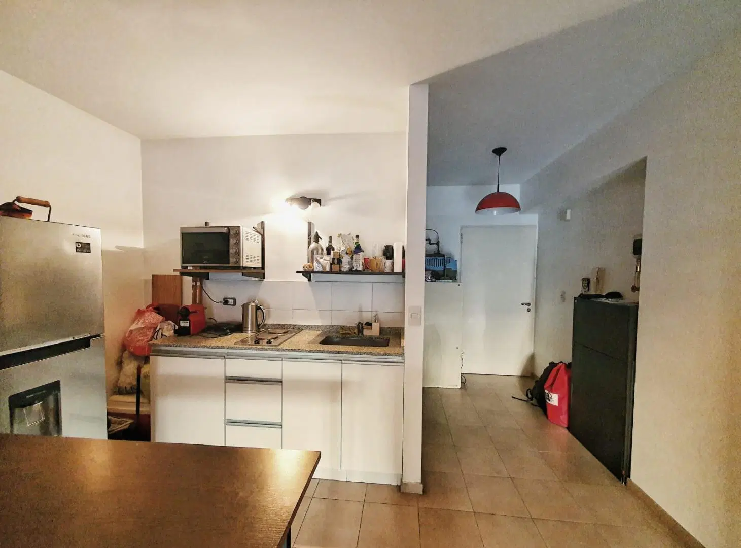 Departamento de 1 Ambiente al frente con Balcon y Cochera Fija 3