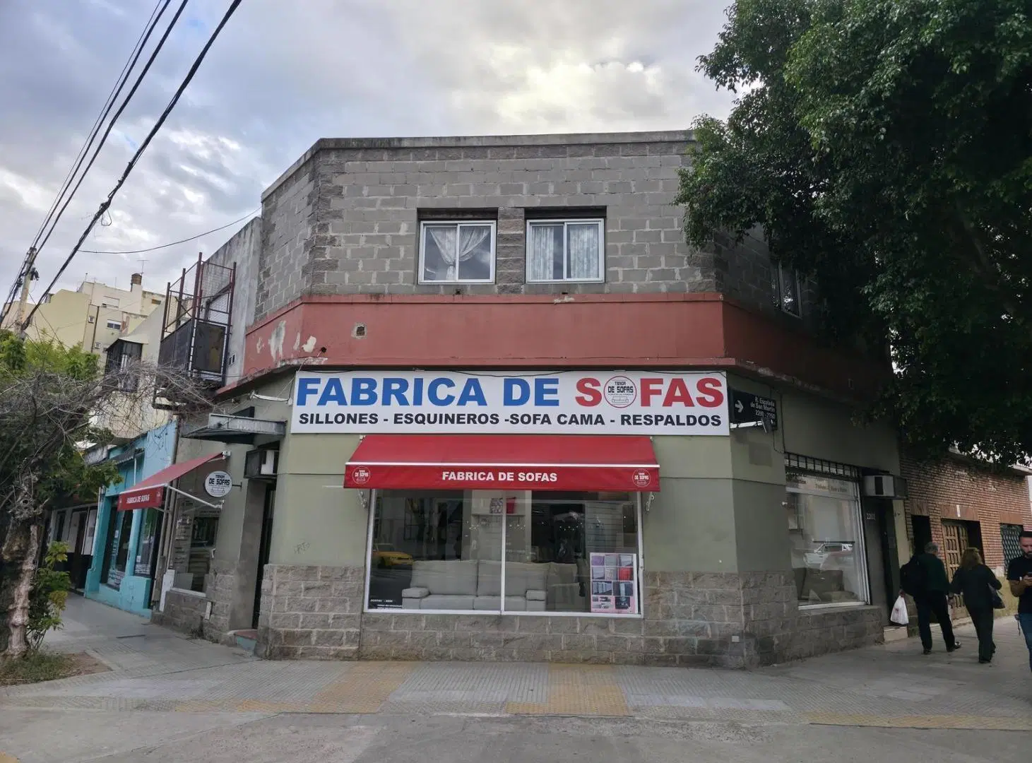 EN VENTA LOCAL CON VIVIENDA Y DEPOSITO 2
