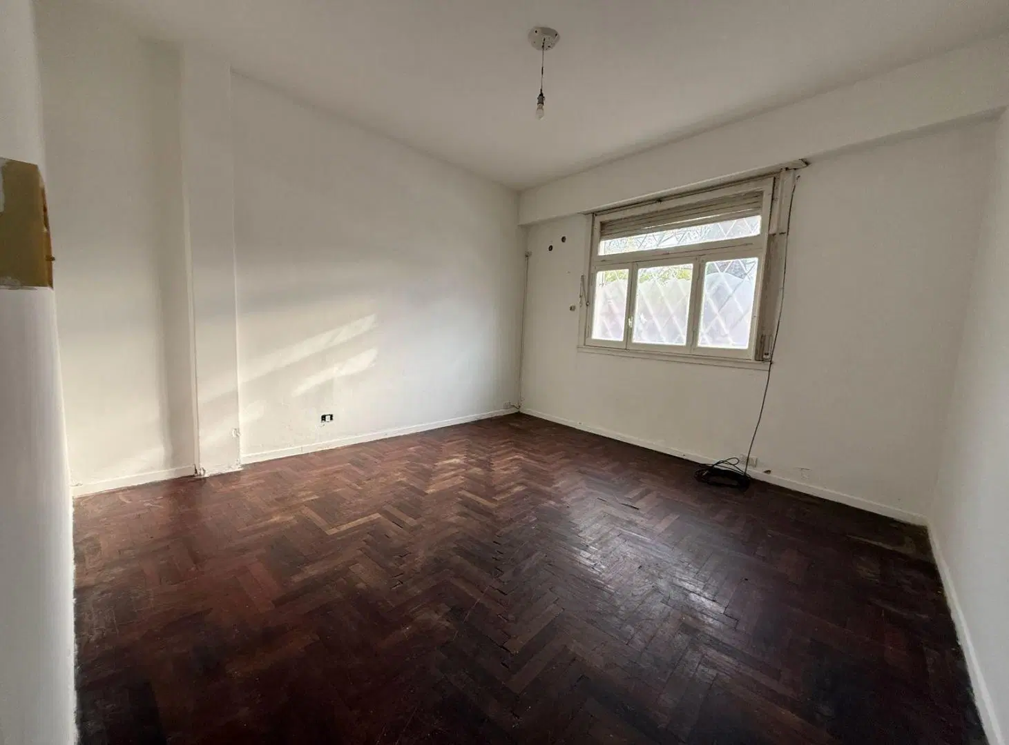 En Venta Departamento de 1 AMBIENTE al frente con Patio  Chacarita 5