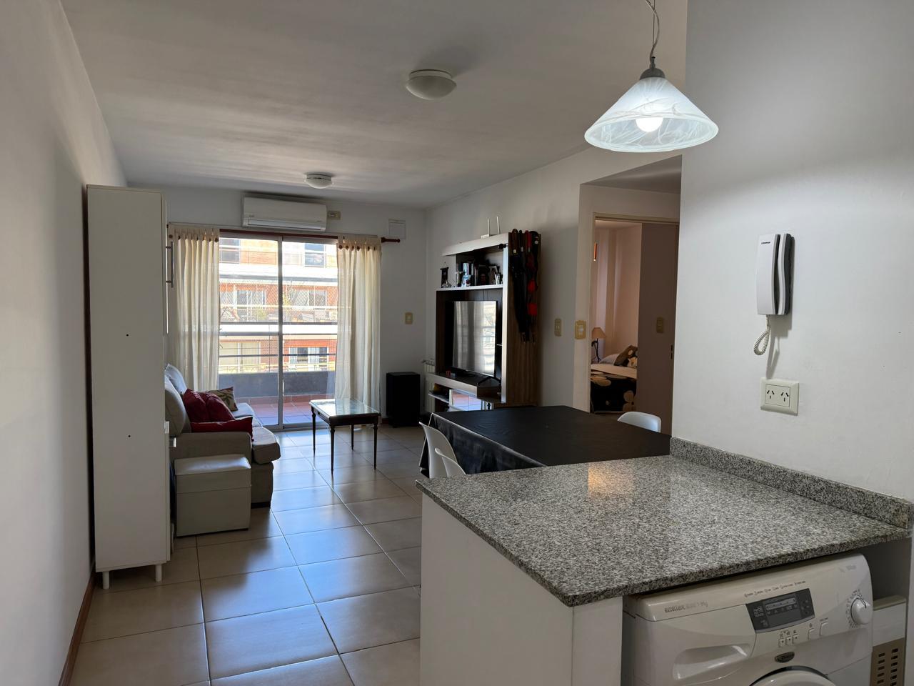 Foto de EN VENTA – DEPARTAMENTO DE 3 AMBIENTES CON BALCÓN COCHERA FIJA, imagen 5