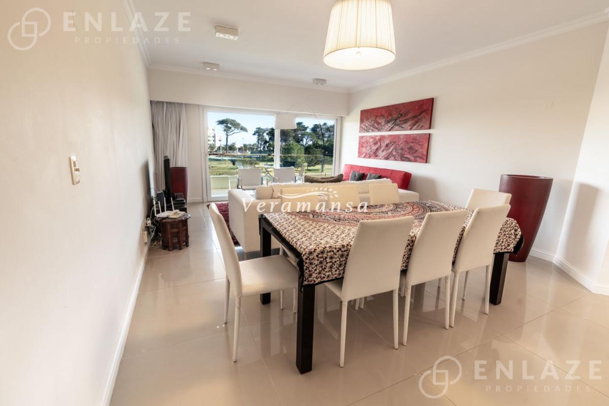 Foto de Departamento en Playa Mansa, imagen 5