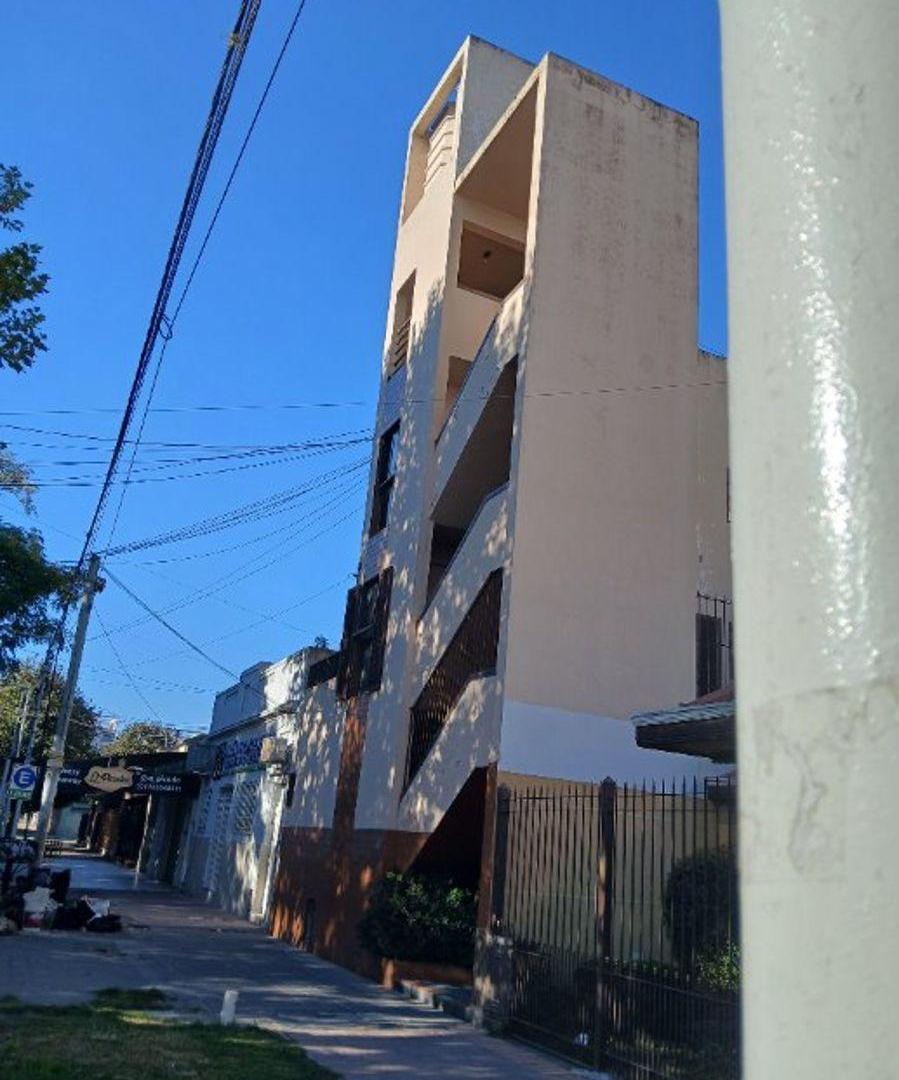 ALQUILER 3 AMB. DEPTO. COCINA Y BAÑO RECICLADO , 1 PISO X ESCAL, EXCELEN UBICACION A MTS LAS FLORES