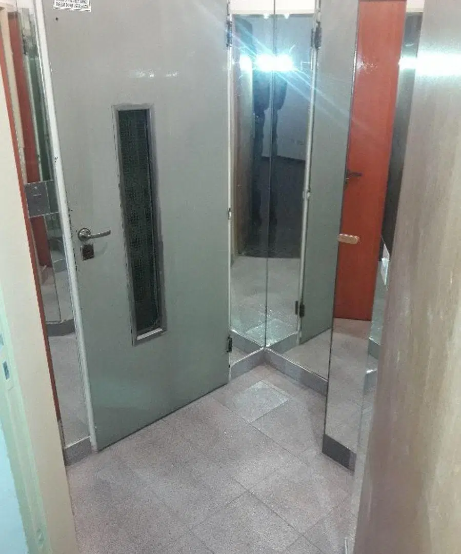 ALQUILER HERMOSO DTO DE 2 AMB AMPLIOS C BALCON AL FTE C/ COCHERA DESC, IMPECABLE PORTON AUTOMATIZADO 3