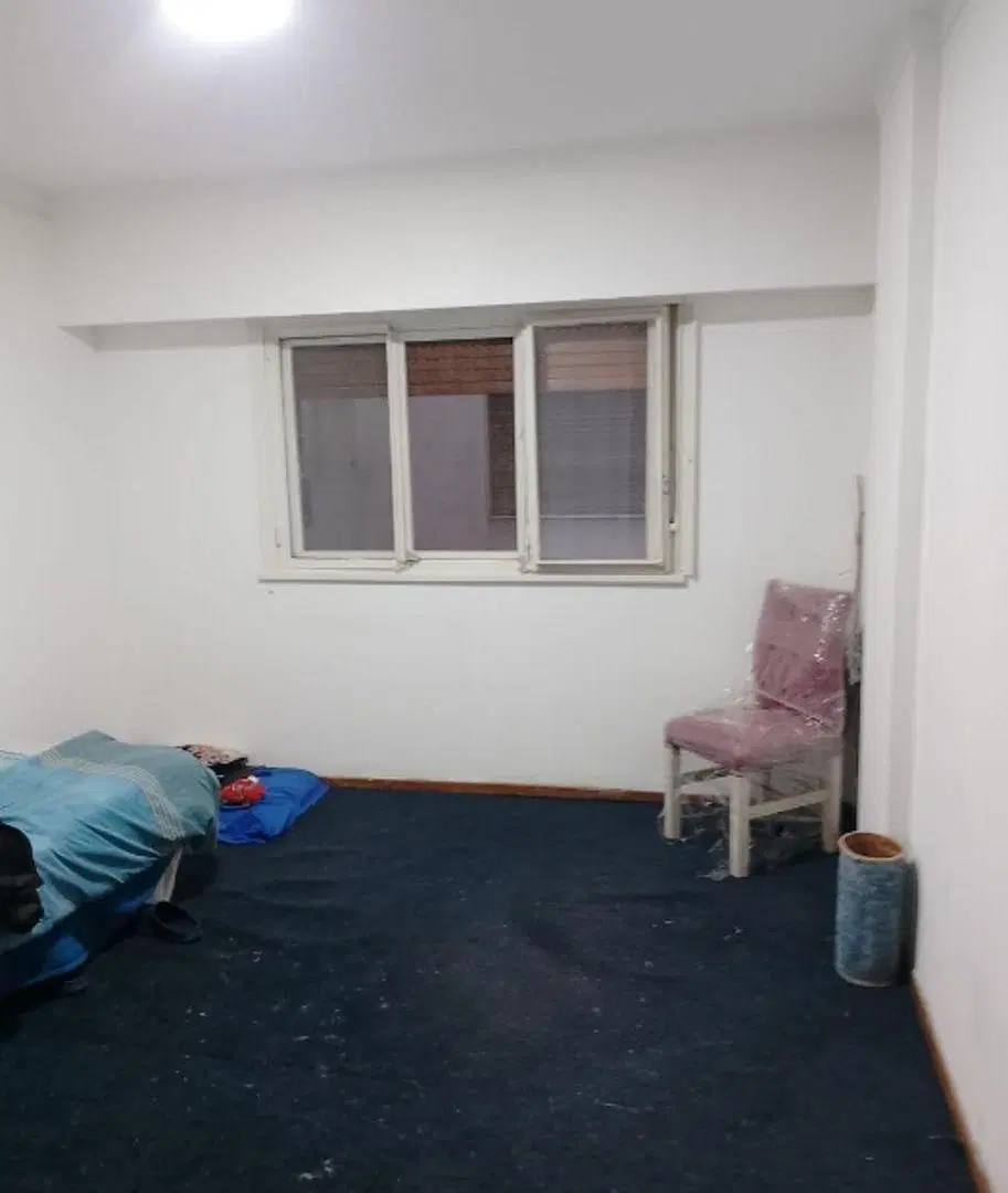 ALQUILER EXCELENTE UBICACIÓN AV. MITRE DEPTO DE 2 AMB AMPLIOS, LIVING , COCINA , 1 DORM Y BÑO. 5
