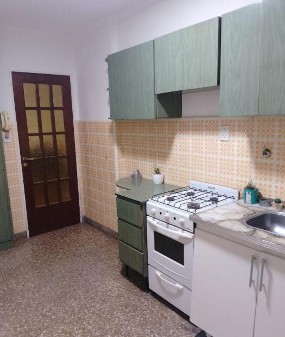 Foto de OPORTUNIDAD ALQUILER 2 AMB AMPLIOS AV. MITRE 5662 WILDE. EXCELENTE, imagen 1