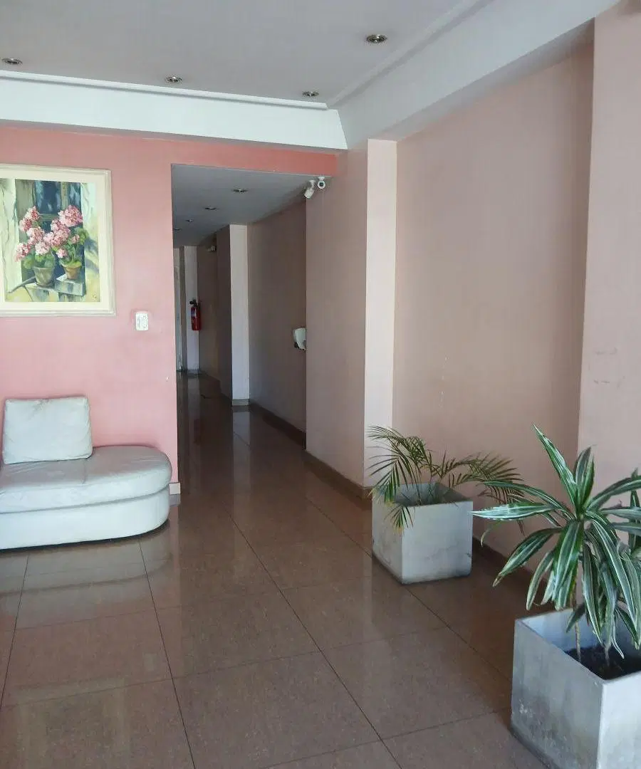 ALQUILER HERMOSO DTO AV MITRE Y LAS FLORES C/BALCON CFTE. 2 AMB. AMPLIOS.CON ZOOM.EXP$110.000 5