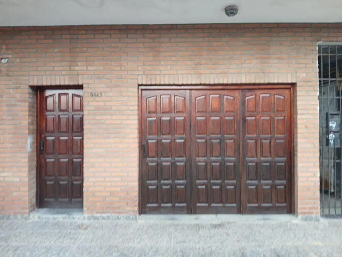 ALQUILER PH AL FRENTE , GARAJE, 3 AMB. AMPLIOS . CON PATIO. LIV.COM. COC.COM. 2 DORM.AMPLIOS BAÑO 2