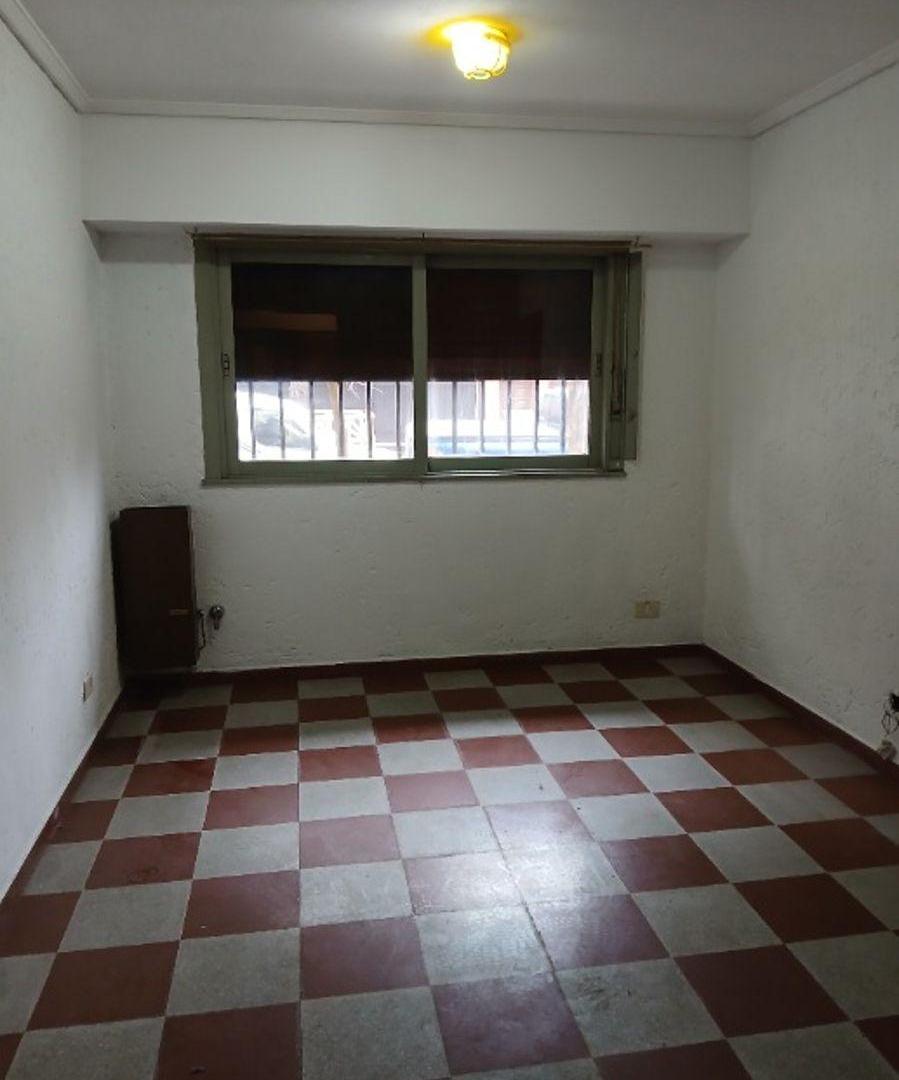Foto de ALQUILER DEPTO. DE 3 AMBIENTES EN PAYSANDU Y MITRE PLANTA BAJA FRENTE, imagen 4