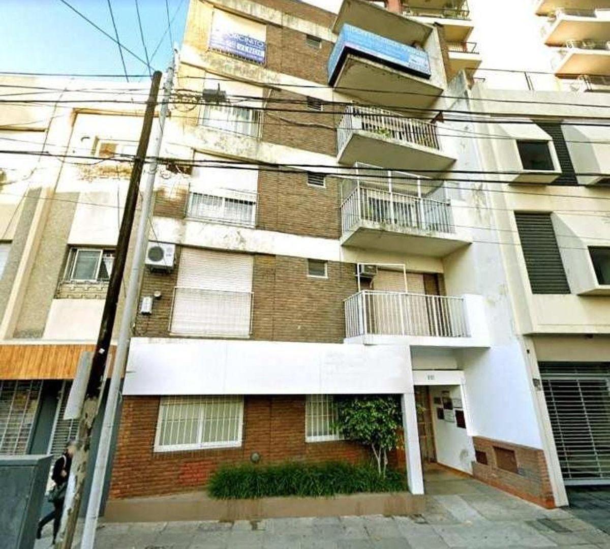 Foto de ALQUILER HERMOSO DEPTO AVELLANEDA CENTRO SAN MARTIN 981 1PISO POR, imagen 1