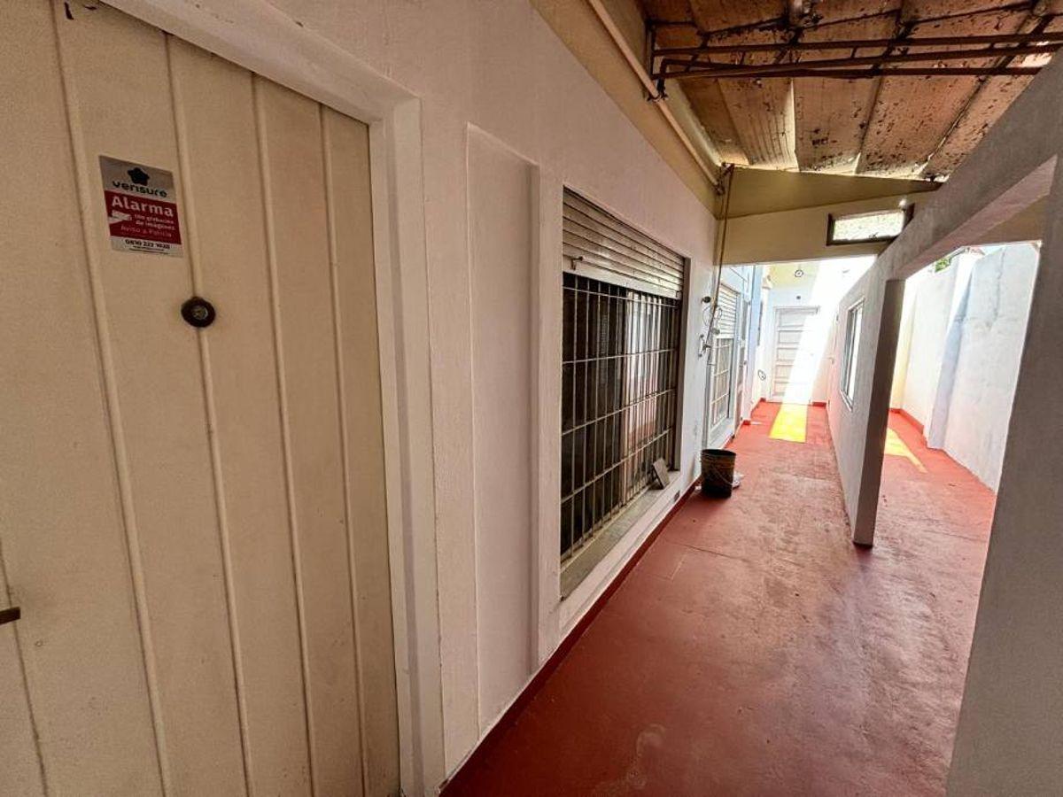 Foto de OPORTUNIDAD VTA PH AV. MITRE AL FRENTE 4 AMB C TERRAZA PROPIA, PATIO, imagen 3