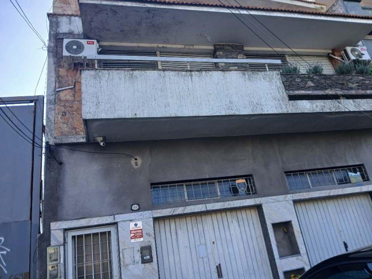 Foto de OPORTUNIDAD VTA PH AV. MITRE AL FRENTE 4 AMB C TERRAZA PROPIA, PATIO, imagen 5