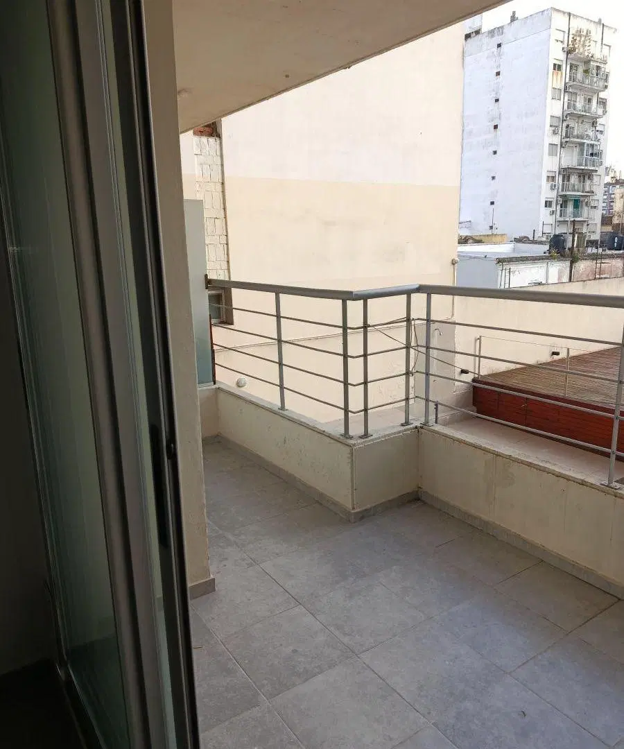 Amplíio monoambiente - Edificio con pileta 1
