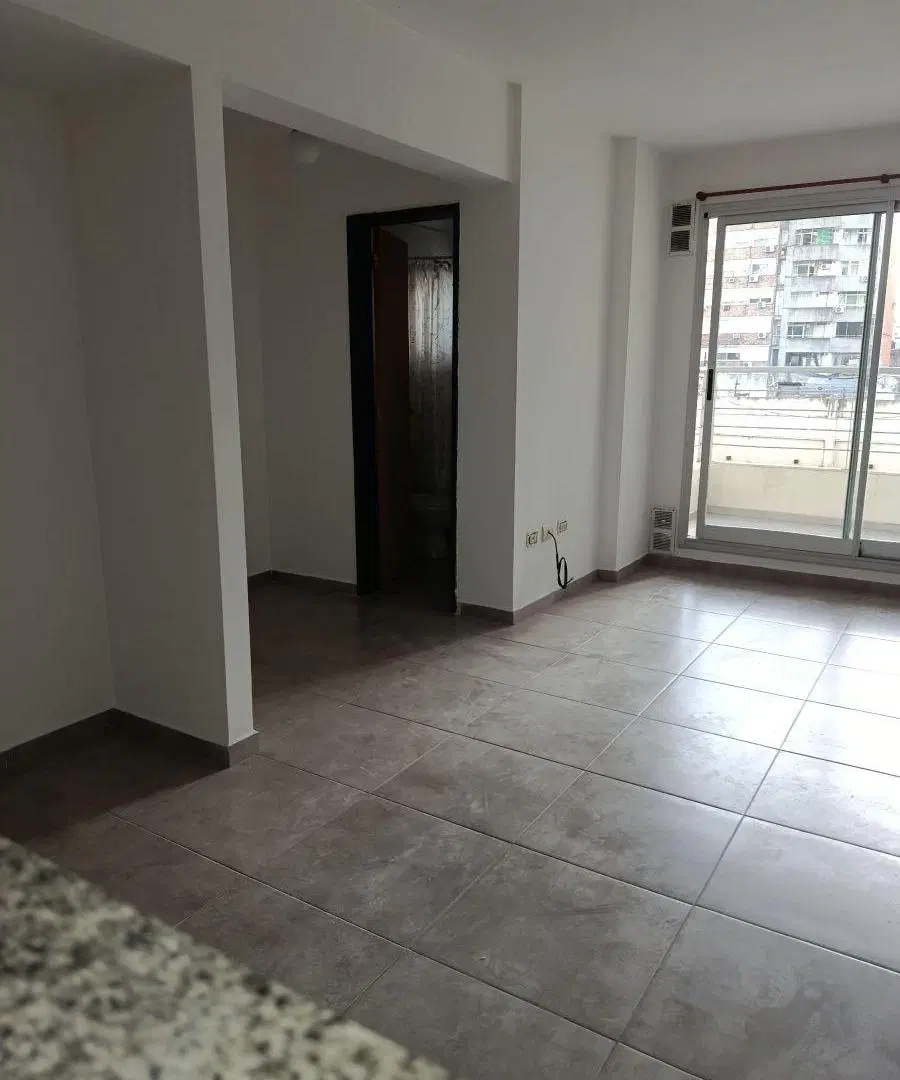 Amplíio monoambiente - Edificio con pileta 3