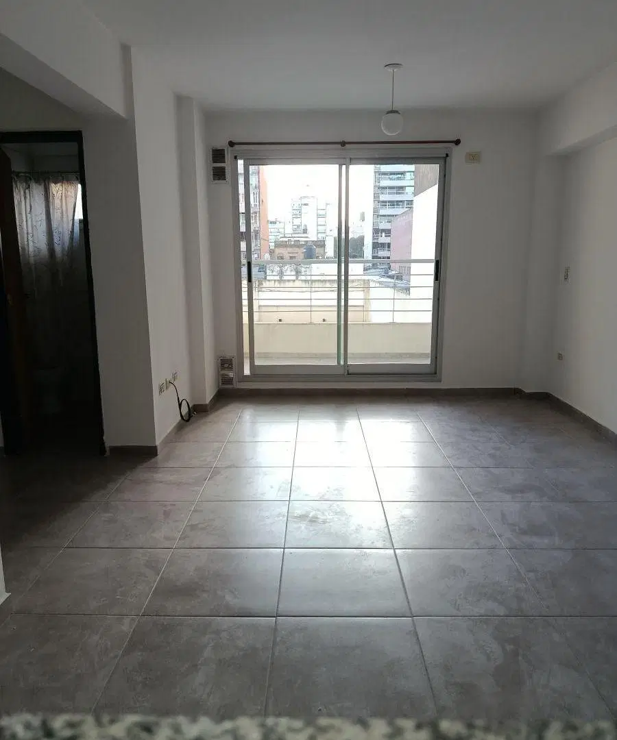 Amplíio monoambiente - Edificio con pileta 5