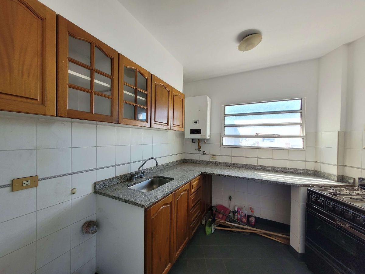 Foto de Importante semipiso en Oroño y Salta, imagen 1