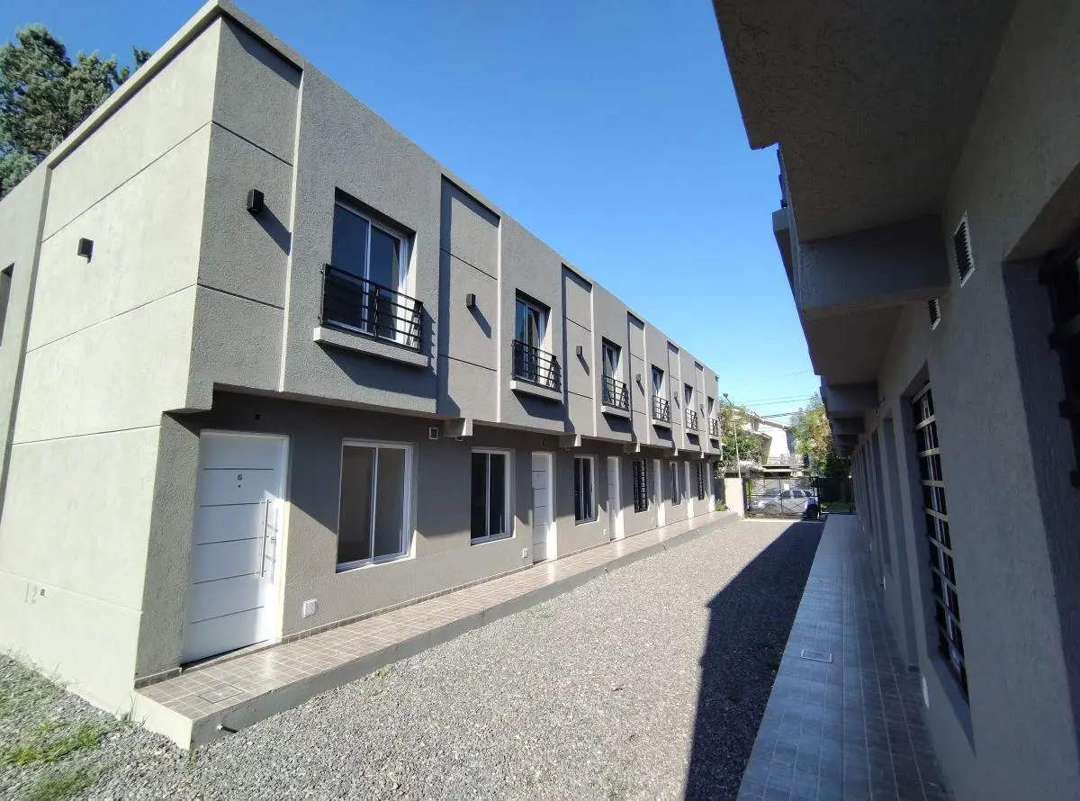 Duplex de 65 m² con 2 dormitorios en venta en Muñiz 2